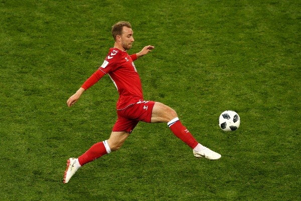 Eriksen volvió al gol con su selección a 9 meses del paro cardíaco sufrido en la Euro 2020.