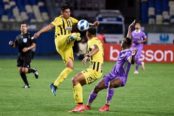 Fernández Vial logró imponerse con marcador de 2-0. (Foto: Agencia Uno)