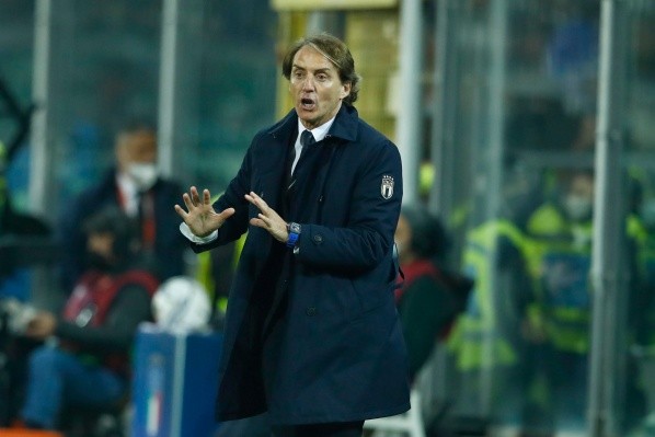 Roberto Mancini espera continuar en la selección italiana. (Foto: Getty Images)