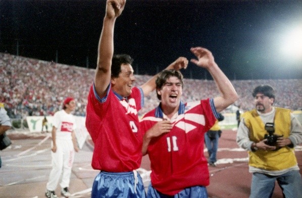La celebración del gol de Marcelo Salas que le dio el triunfo a la Roja. Foto: La Tercera.