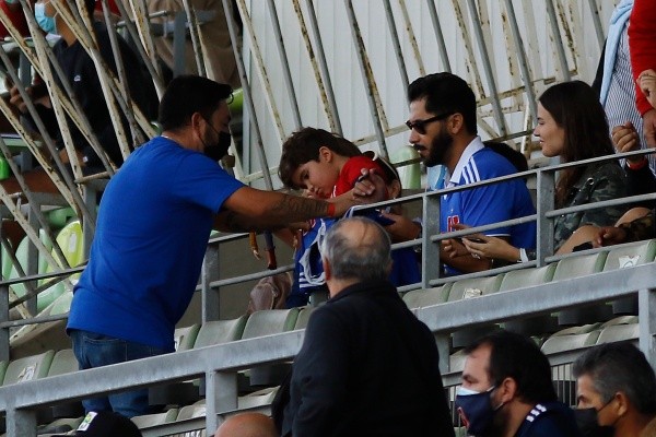 El ídolo azul estuvo en el estadio en Valparaíso.