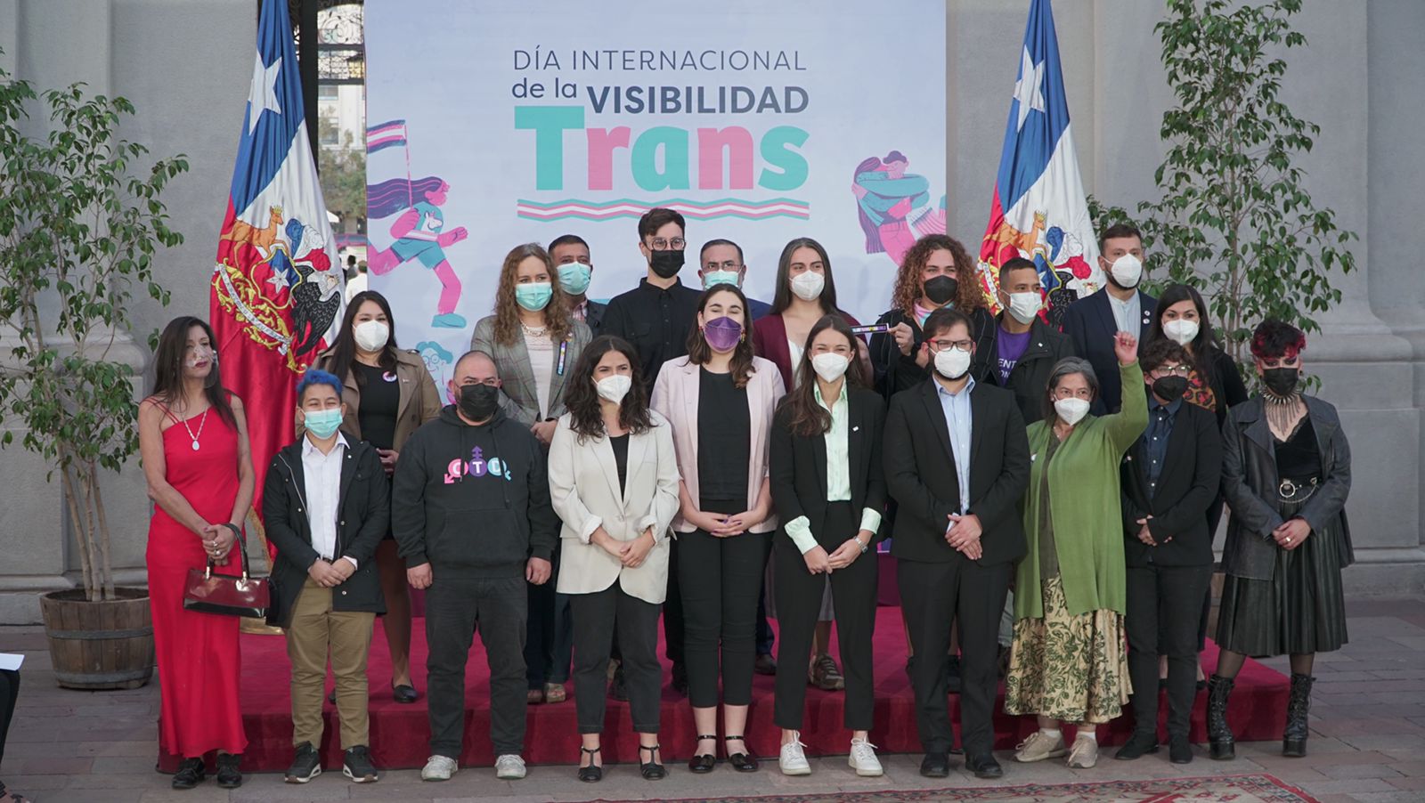 Los participantes del acto en La Moneda. (PRENSA MINISTERIO DE LA MUJER)