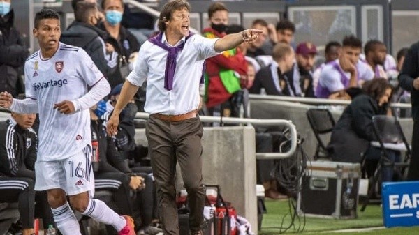 Almeyda es una carta que manejan en la Federación de Fútbol de Chile (Getty)
