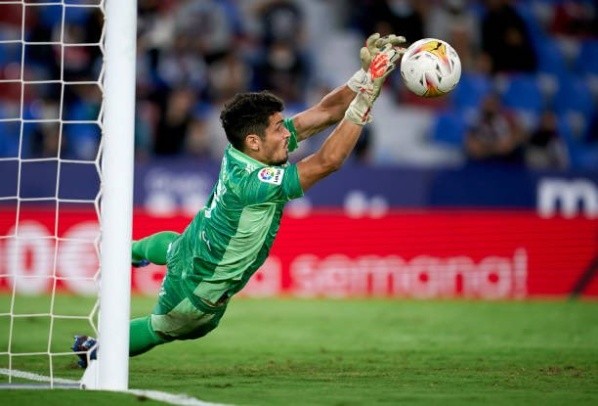 Matías Dituro se ha convertido en el primer portero de Celta en detener cuatro penales en una temporada. (Foto: Celta de Vigo)