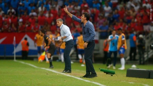 Gustavo Quinteros mostró de los mejores partidos de su ciclo. (Foto: @ColoColo)