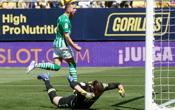 Borja Iglesias celebra su gol - Getty