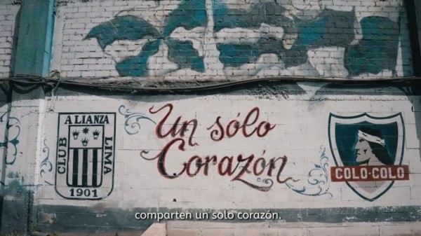 Un mural en el estadio de Alianza Lima recuerda la amistad.