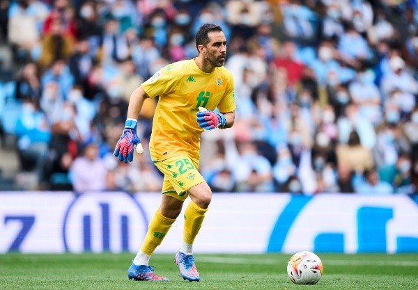 Claudio Bravo jugará un especial partido este viernes. (Foto: Getty)