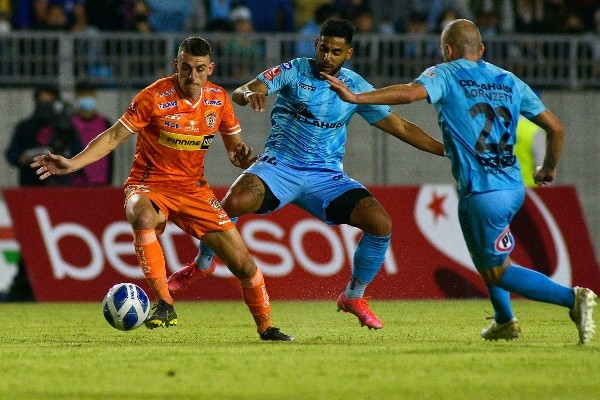 Cobreloa se va quedando en la tabla de posiciones.