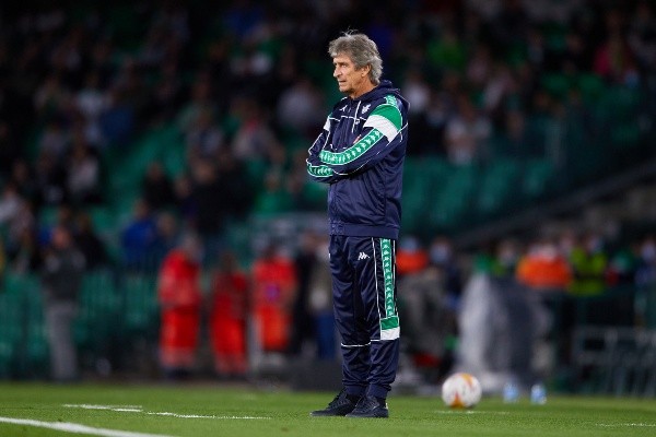 Manuel Pellegrini se encomienda a sus delanteros para lograr el título. (Foto: Getty Images)