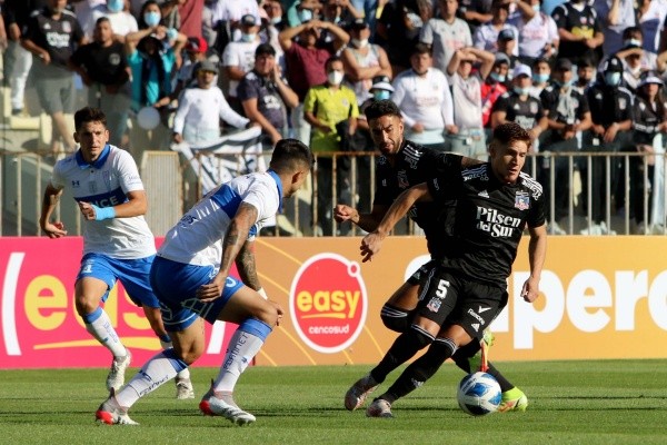 Universidad Católica recibe este domingo a Colo Colo en San Carlos de Apoquindo. (Foto: Agencia Uno)