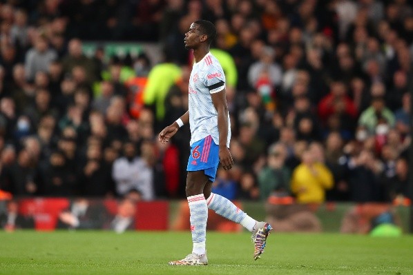 Paul Pogba salió sustituido en el partido ante Liverpool (Foto: Getty Images)