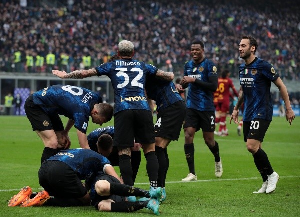 Inter de Milán consigue un triunfo clave en su lucha por el bicampeonato de la Serie A. Foto: Getty Images