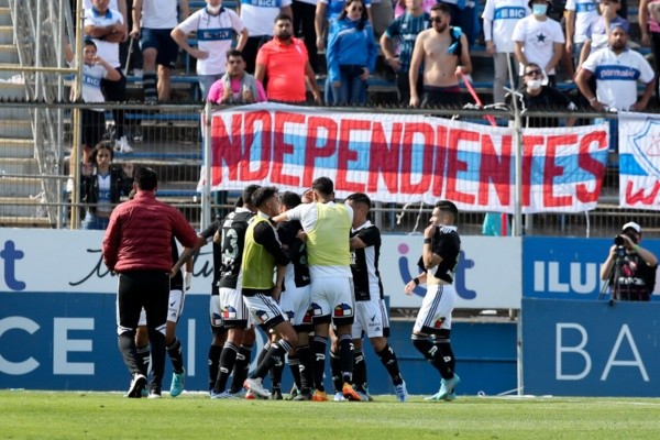 El gol de Colo Colo desató la rabia de los hinchas de la UC - AgenciaUno