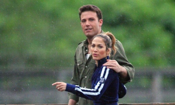 Jennifer Lopez y Ben Affleck firman acuerdo prenupcial sobre encuentros íntimos.
