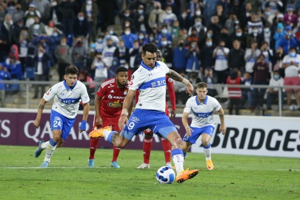 Universidad Católica quiere seguir en la senda del triunfo en la Copa Libertadores. Foto: Agencia Uno