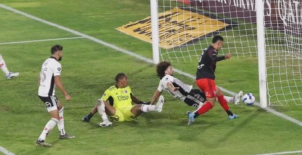 Carabalí estuvo flojo en el primer gol de River Plate (Agencia Uno)