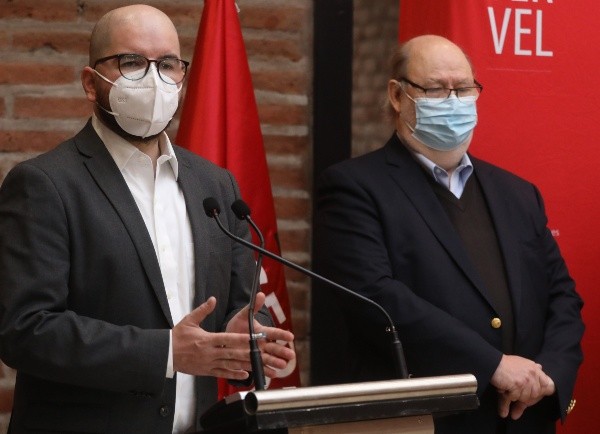 El ministro de la Secretaría General de la Presidencia, Giorgio Jackson, junto al Presidente del Servel, Andrés Tagle.