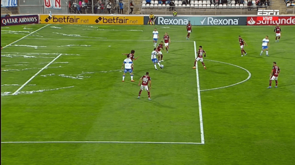 Fernando Zampedri estuvo al límite del fuera de juego en el gol. (Foto: Captura Espn)