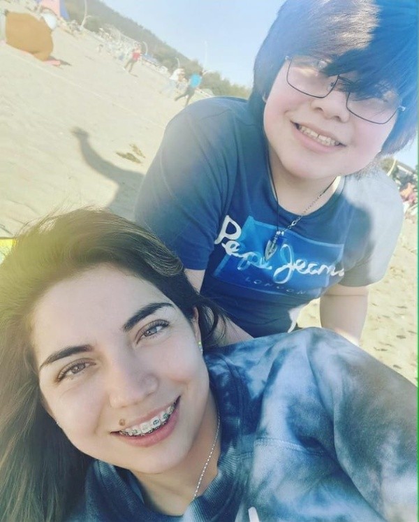 Yessenia Jorquera y su hijo Joaquín. (Gentileza)