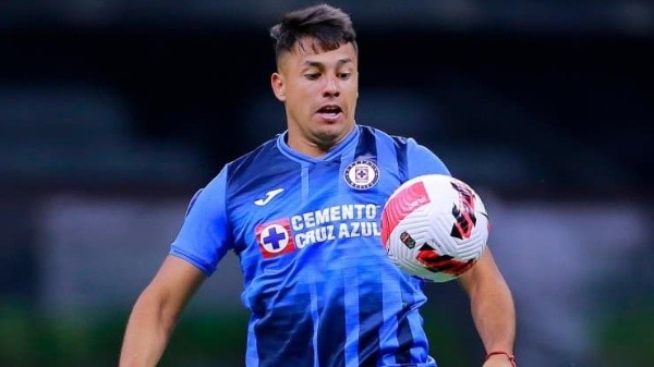 Iván Morales no ha logrado anotar goles en el Cruz Azul (Jam Media)