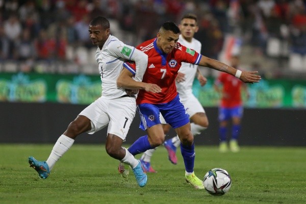 La Roja quedó fuera de Qatar 2022, pero ahora tendría una nueva chance de soñar con el Mundial. (Foto: Agencia Uno)