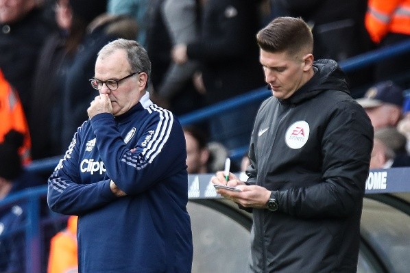 Marcelo Bielsa vivió una segunda temporada complicadísima. (Foto: Getty Images)