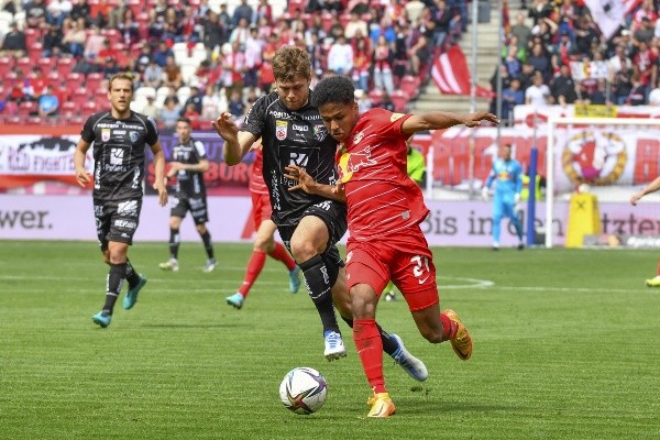 Karim Adeyemi tiene todo listo para ser el reemplazante de Erling Haaland en el Borussia Dortmund. Foto: Getty Images