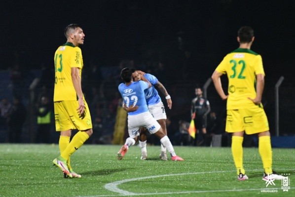 Marcelo Allende marcó un golazo en Uruguay. (Foto: Campeonato Uruguayo)