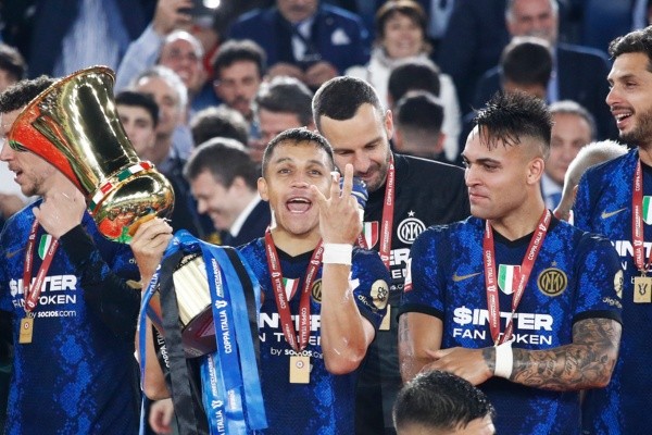 Alexis y Vidal campeones de la Copa Italia con Inter: reacciones de la prensa italiana.