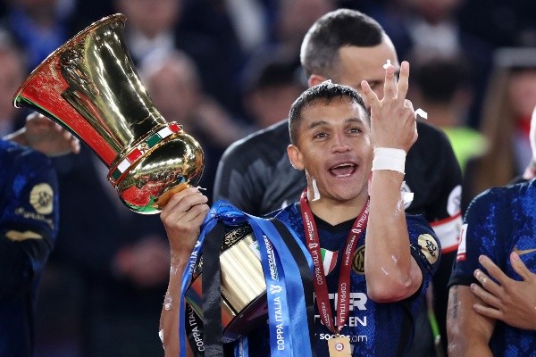 Alexis Sánchez logró otro título con Inter de Milán. (Foto: Getty Images)