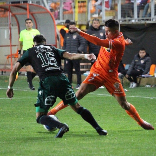 Cobreloa sacó el empate por el gol fantasma. (Foto: Cobreloa)