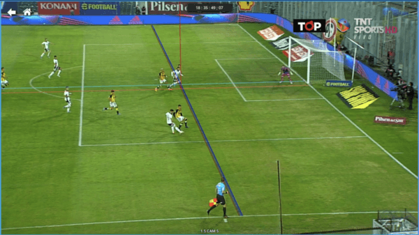 La jugada generó dudas por un posible offside, que no existió. |Foto: TNT Sports