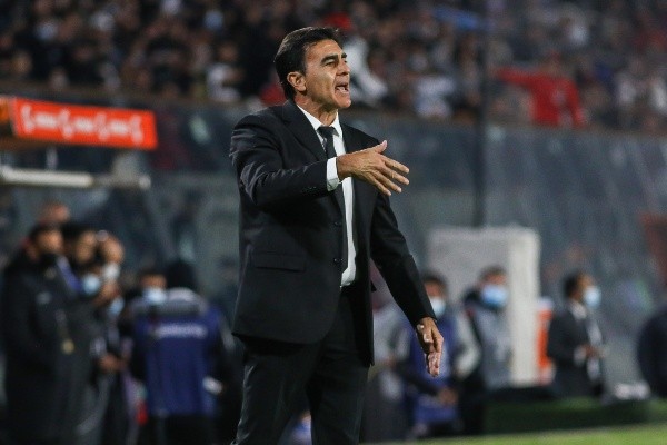 Gustavo Quinteros sigue enfocado en Colo Colo. (Foto: Agencia Uno)