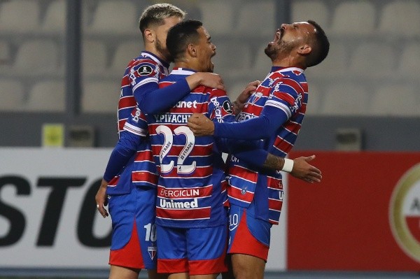 Fortaleza aprovechó la superioridad que impuso ante Alianza Lima. (Foto: Getty Images)