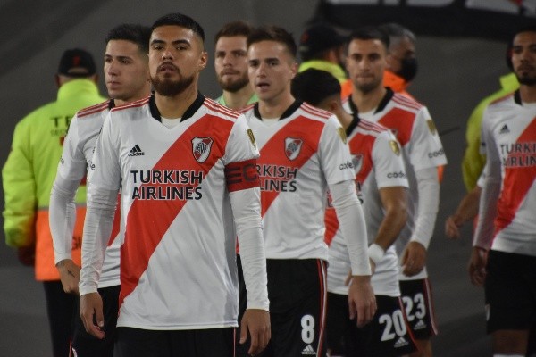 Paulo Díaz portó la cinta de capitán en su brazo. (Foto: Getty Images)