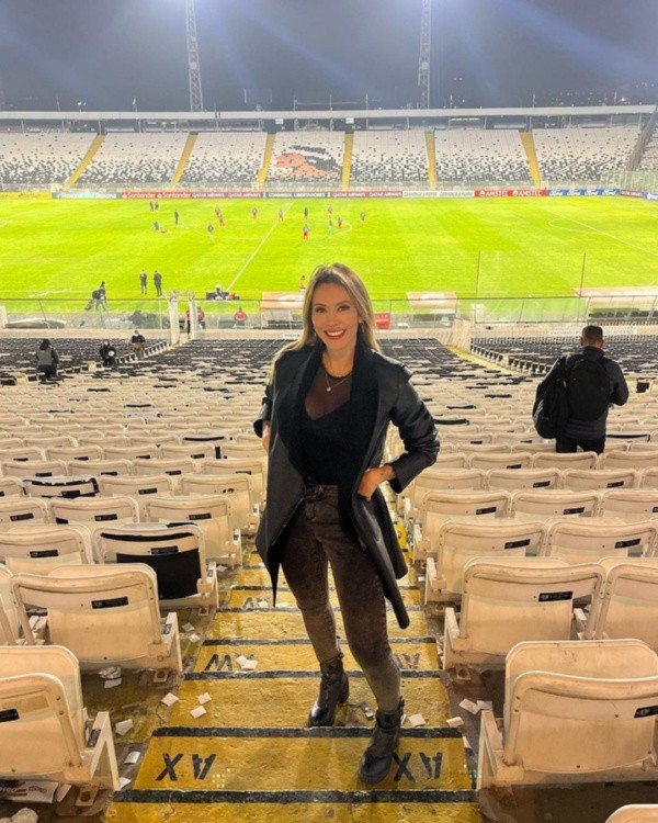 La sicóloga deportiva Renata Almada cree que jugar sin público no será un factor para Colo Colo (Instagram)
