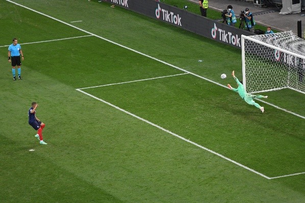 Mbappé falló el penal decisivo contra Suiza en la última Eurocopa (Getty)
