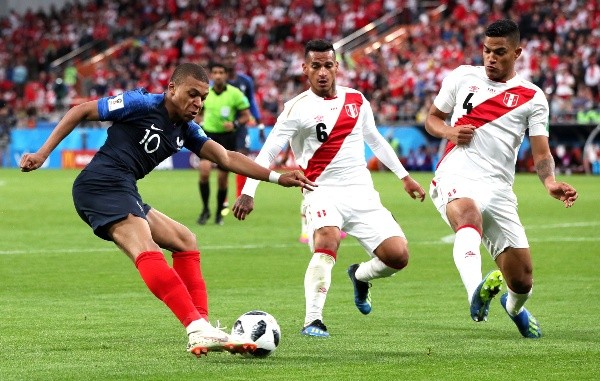 Mbappé marcó el único gol con el que Francia le ganó a Perú por el segundo partido de fase de grupos del Mundial de Rusia 2018. |Foto: Getty