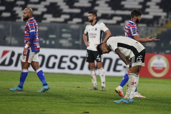 Johnny Herrera cree que el plantel corto deja a Colo Colo sin octavos de final de Copa Libertadores.
