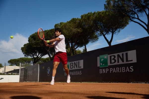 Garin sigue a paso firme en Roland Garros. | Foto: Getty