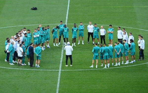 Ancelotti ya tiene lista la formación del Real Madrid para la gran final de la Champions League. | Foto: Getty