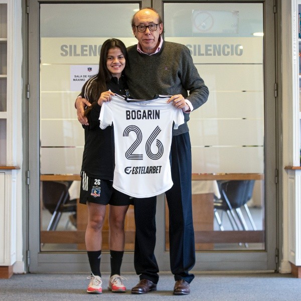 Bogarín fue presentada por Alfredo Stöhwing. (Colo Colo)
