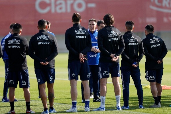 Berizzo en su primera charla con la selección chilena. Foto: ANFP.