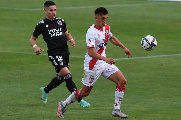 Felipe Fritz no ha sumado los minutos esperados y puede buscar un nuevo desafío para salir de Curicó Unido. Foto: Agencia Uno