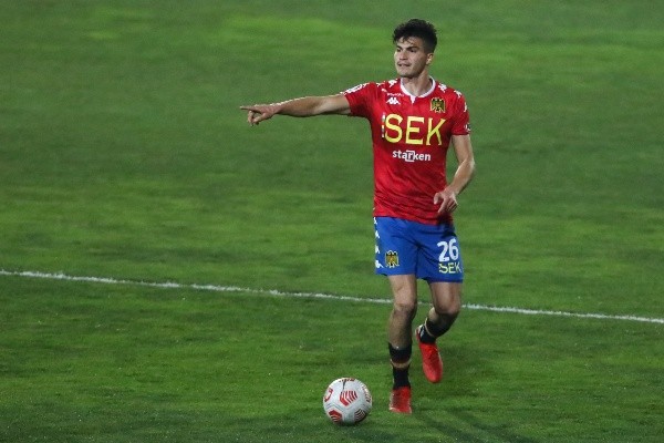 Thomas Galdames ha estado lejos del protagonismo y es una de las cartas para el mercado de invierno. Foto: Agencia Uno