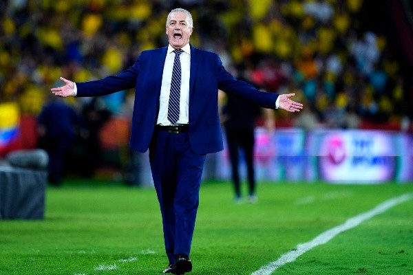 Gustavo Alfaro le dio un voto de confianza a Byron Castillo. (Foto: Getty Images)