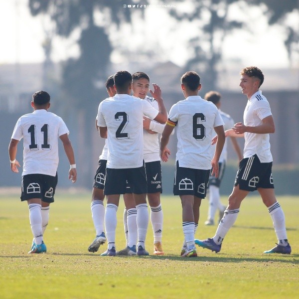 Joan Cruz y Luciano Arriagada en la goleada de Colo Colo proyección contra Rangers. (Foto: Colo Colo)