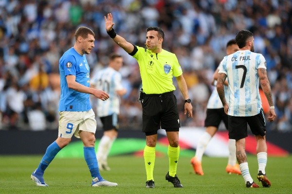 Piero Maza fue destacado por un arbitraje sin problemas.