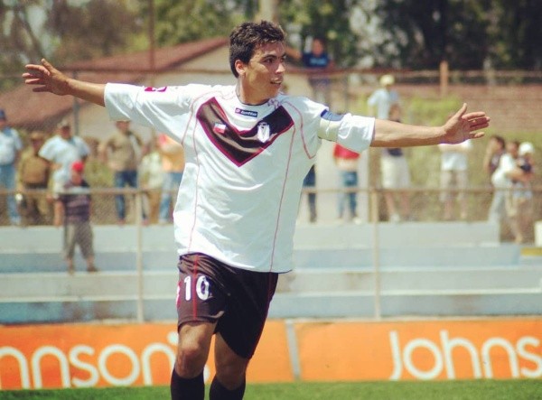 Paredes puede retornar a Santiago Morning para retirarse (Archivo)